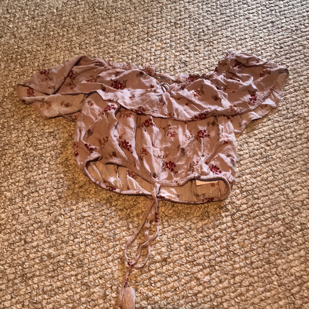 american eagle crop top